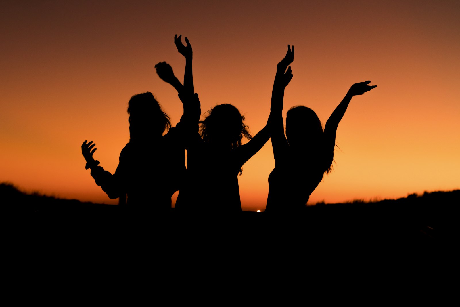 Music and Dance Meetups in Berlin: Social Energy Without the Awkwardness